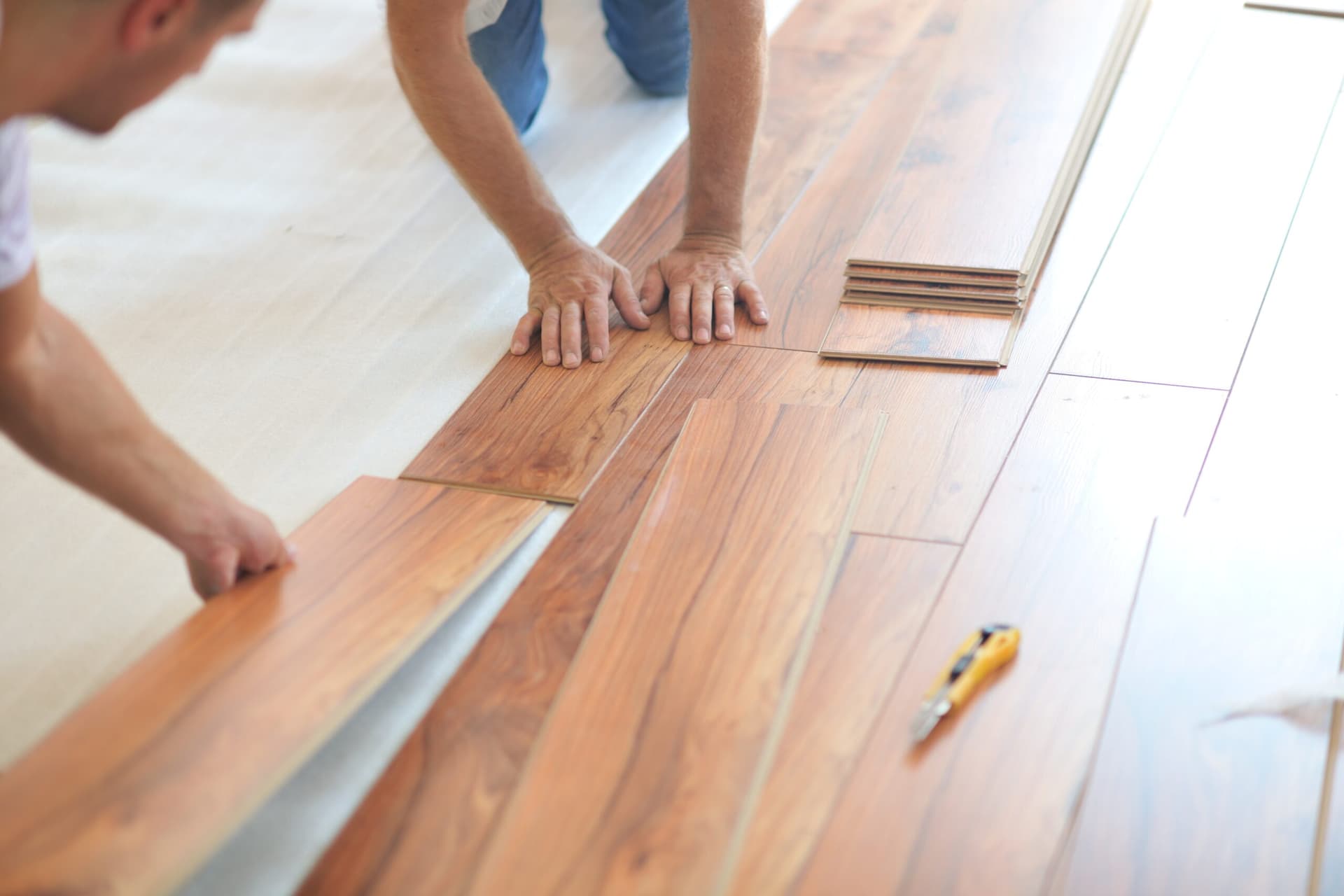 Plank installation reference showing direction and an exposed edge